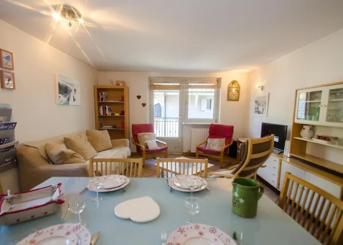 Calme Au Centre Avec Terrasse, Wifi, Parking - Fr-1-343-198 Chamonix