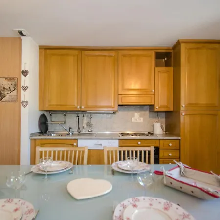 Calme En Centre-ville Avec Terrasse Et Vue Mont-blanc, - Fr-1-343-198 公寓 *